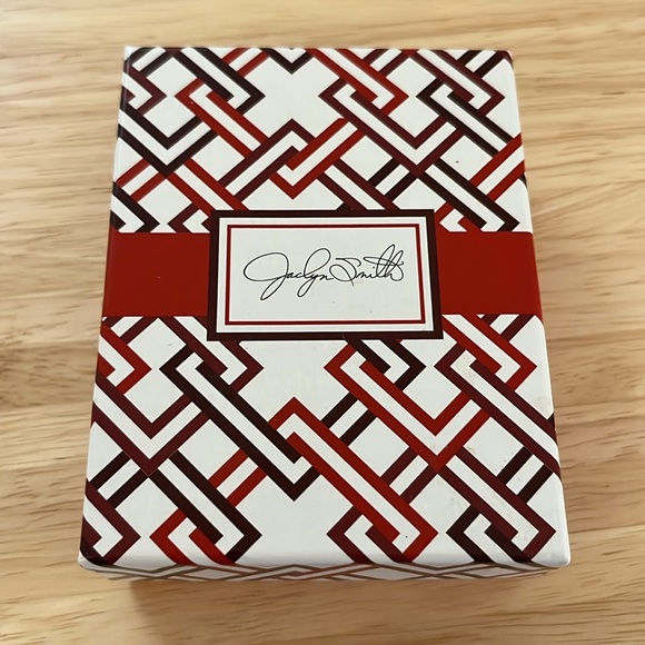 Jaclyn Smith August peridot rhinestones necklace and earring set in silvertone - Picture 8 of 8